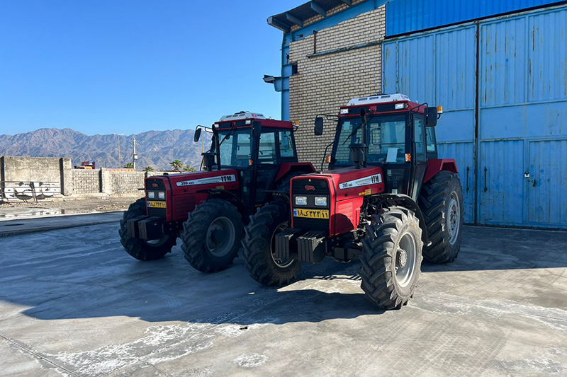 اضافه شدن دو دستگاه تراکتور جدید به ناوگان ماشین آلات باغ بازار